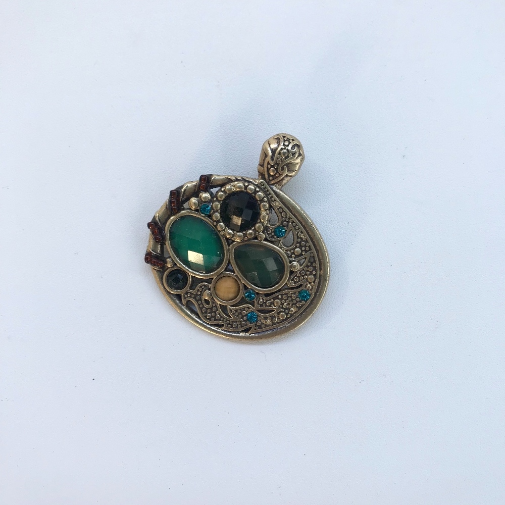 Vintage Gold Stone Pendant